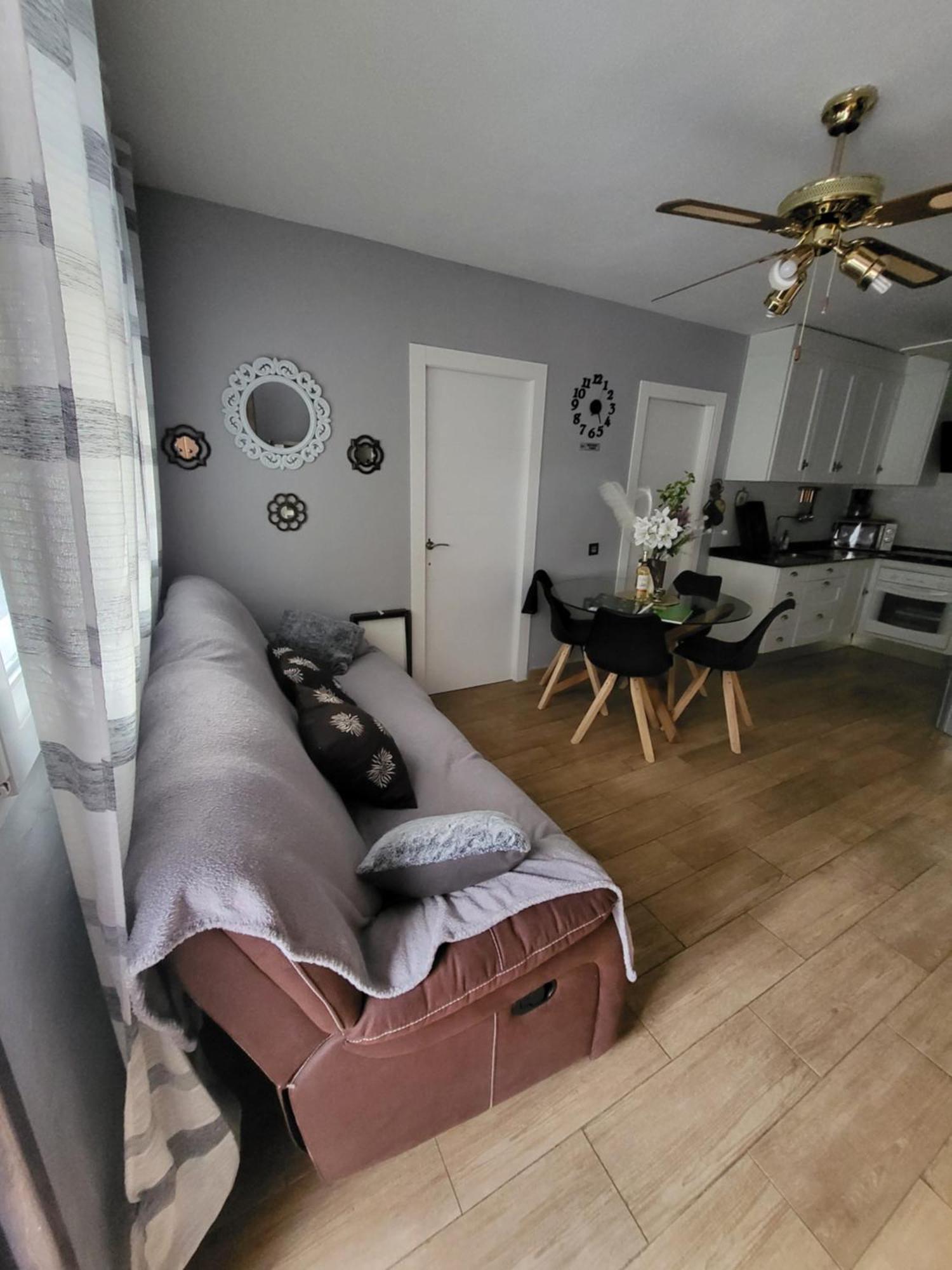 Maison 2 Chambres Tout Confort トレビエハ エクステリア 写真